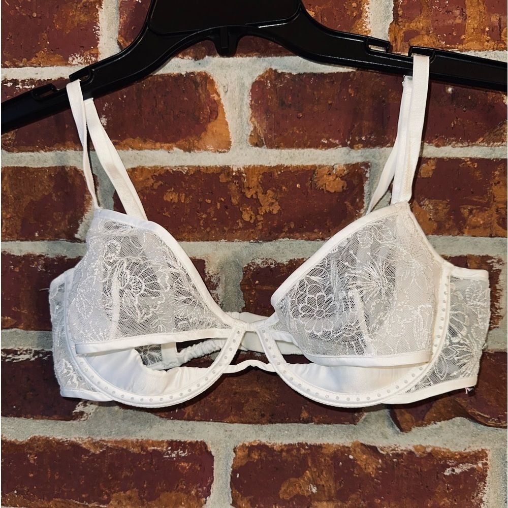 Victoria's Secret white peek a boo‎ crystal bra